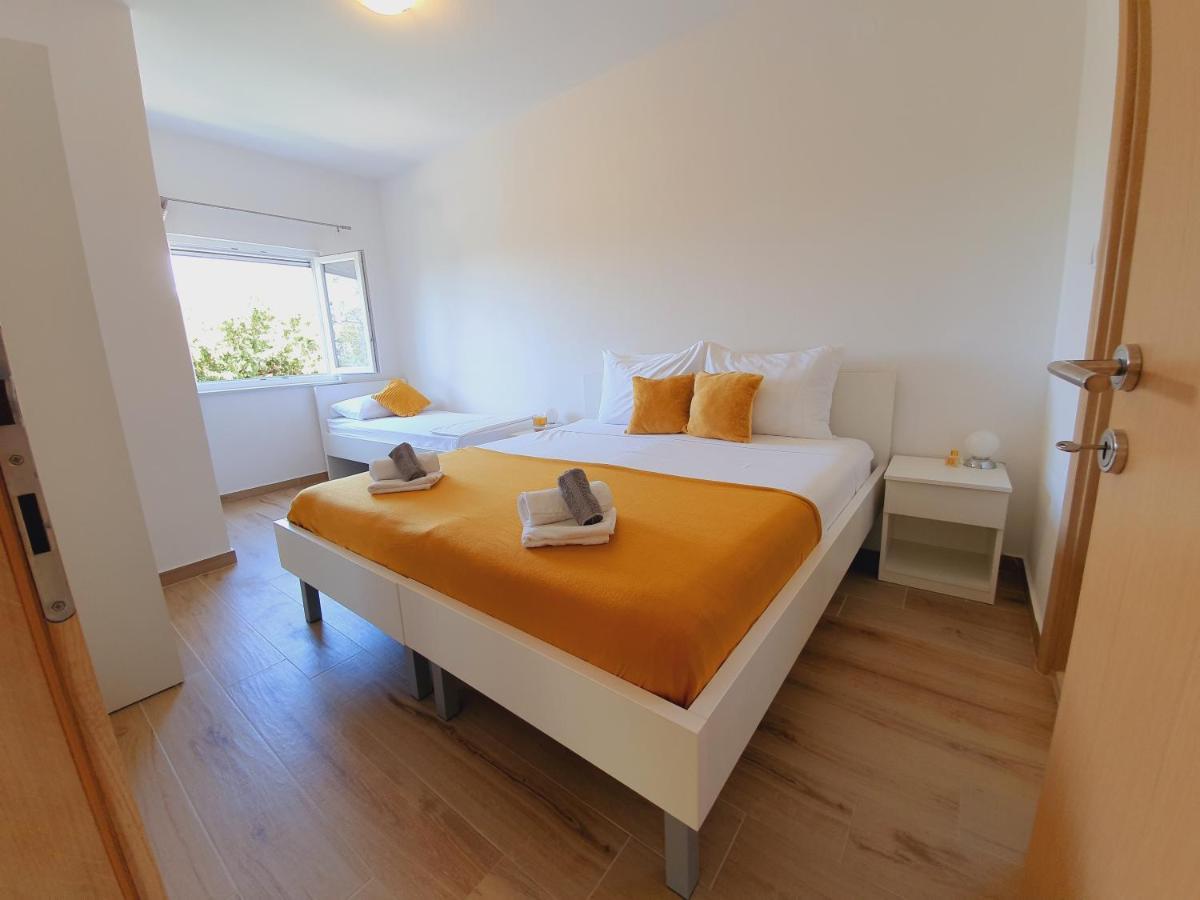 Apartmani Starigrad Paklenica - Danijel Luaran gambar