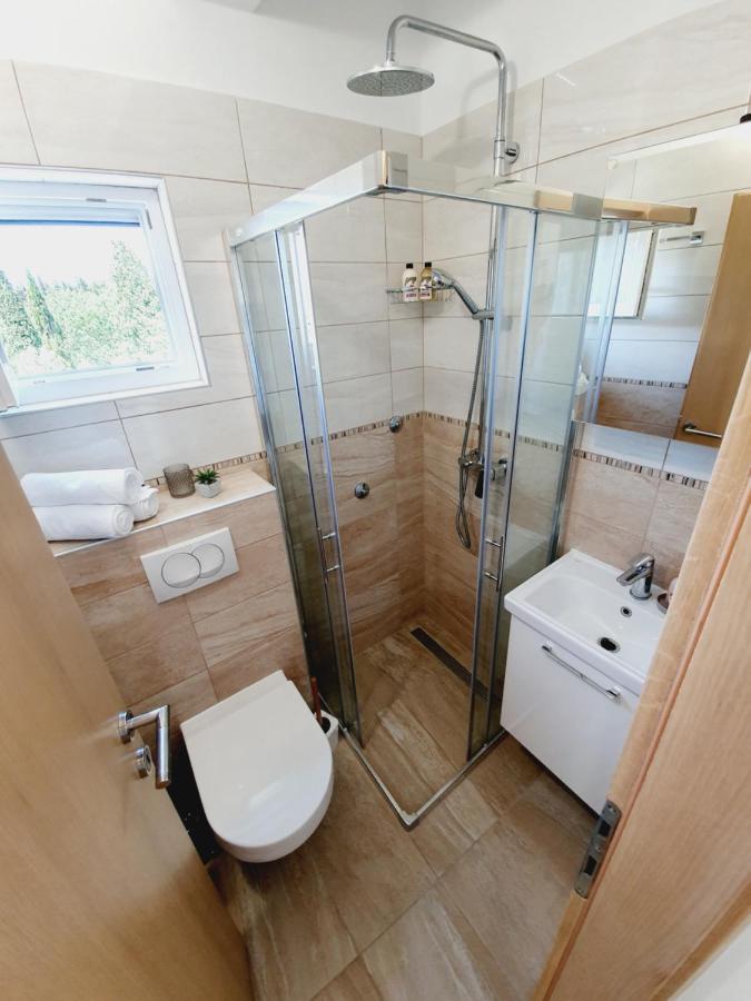 Apartmani Starigrad Paklenica - Danijel Luaran gambar