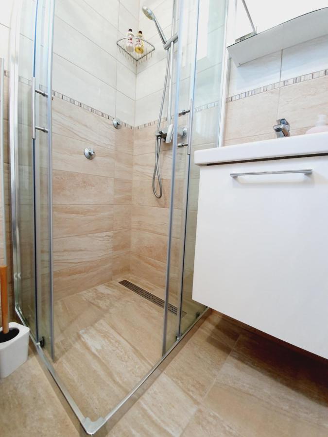 Apartmani Starigrad Paklenica - Danijel Luaran gambar