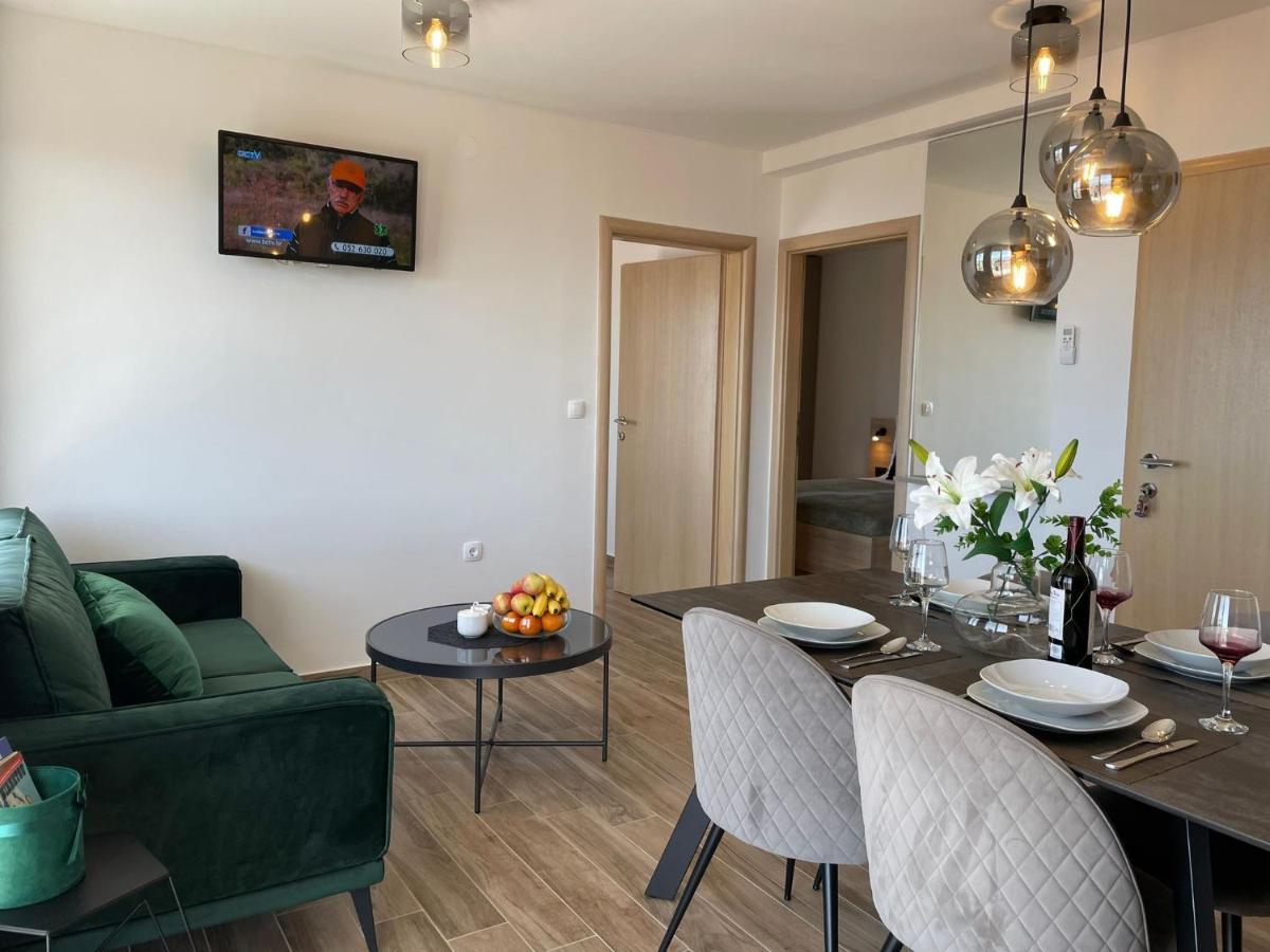 Apartmani Starigrad Paklenica - Danijel Luaran gambar