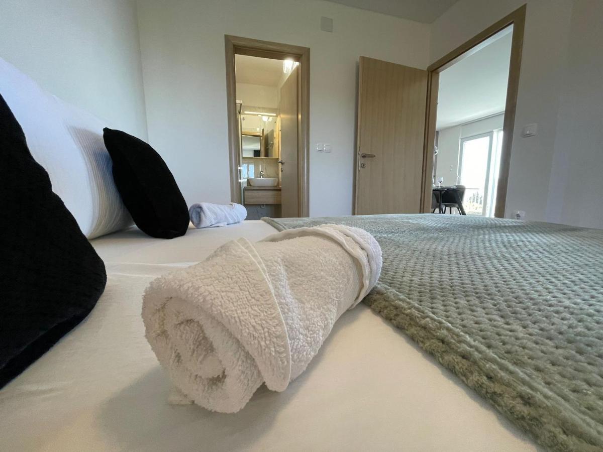 Apartmani Starigrad Paklenica - Danijel Luaran gambar
