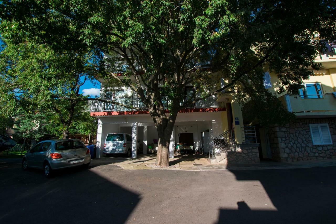 Apartmani Starigrad Paklenica - Danijel Luaran gambar